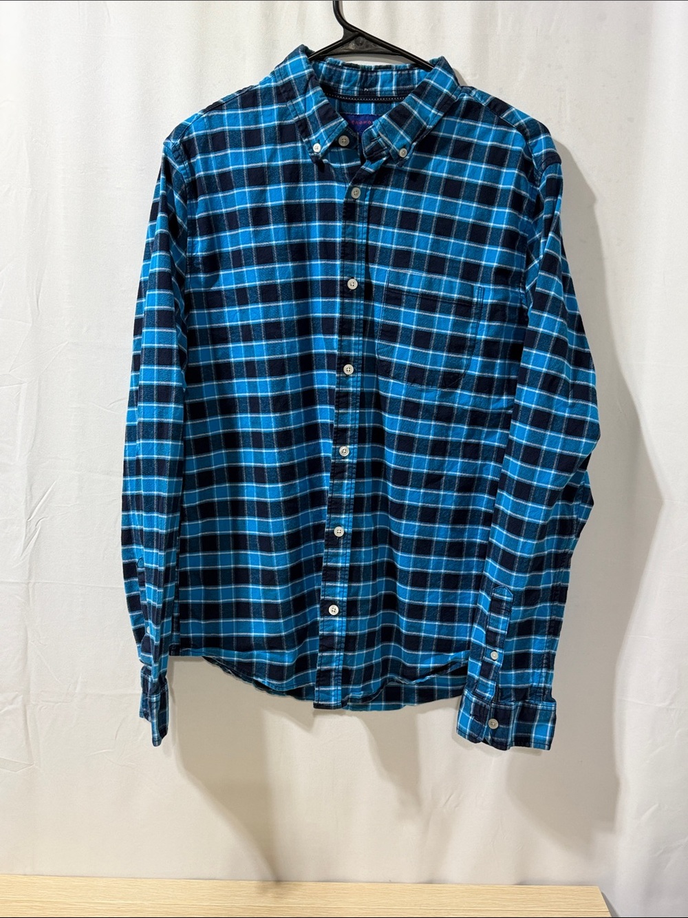 Aeropostale Blue and Black Plaid Button-Down Shirt